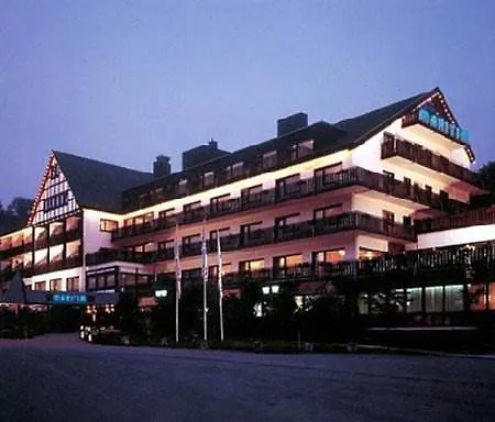 Sauerland Alpin فندق